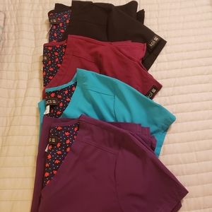 Women's Koi Basic Becca Scrub Tops, Four(4) Tops, Excellent Condition, Small